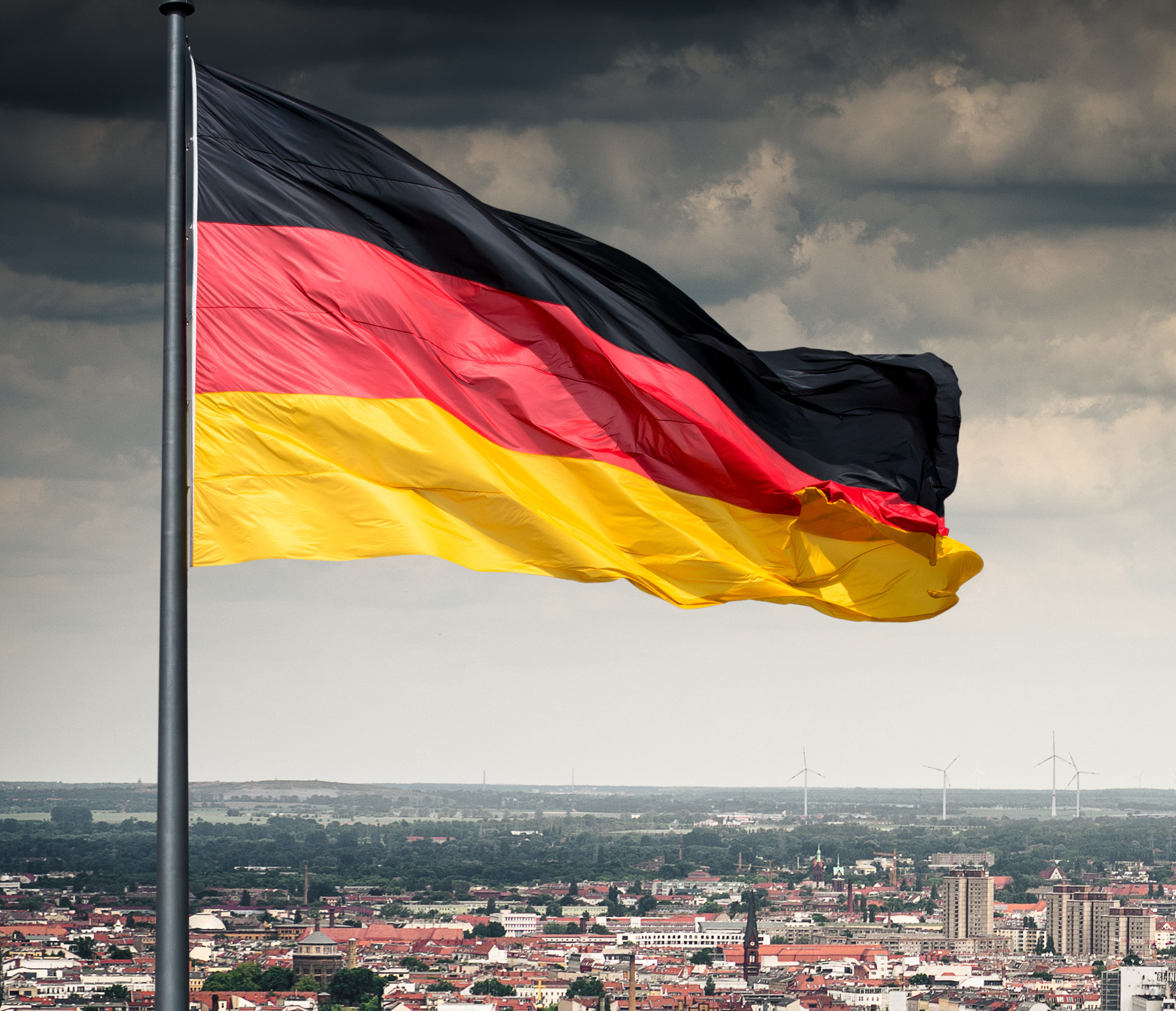 Performance fee disclosure in Germany: BaFin confirms that the performance fee disclosure requirements are applicable to German UCITS only